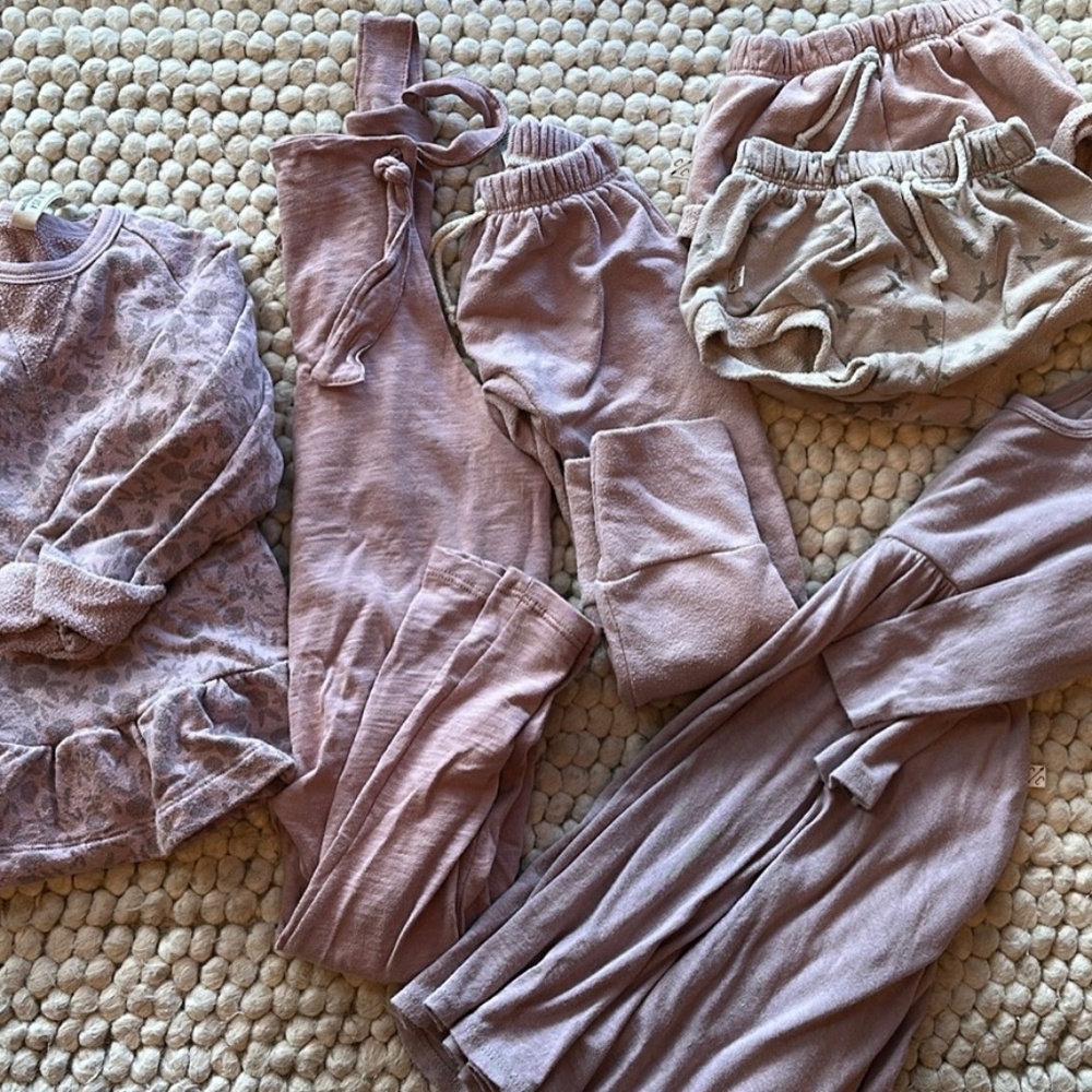 Childhoods Clothing Girl's Bundle 4-5T